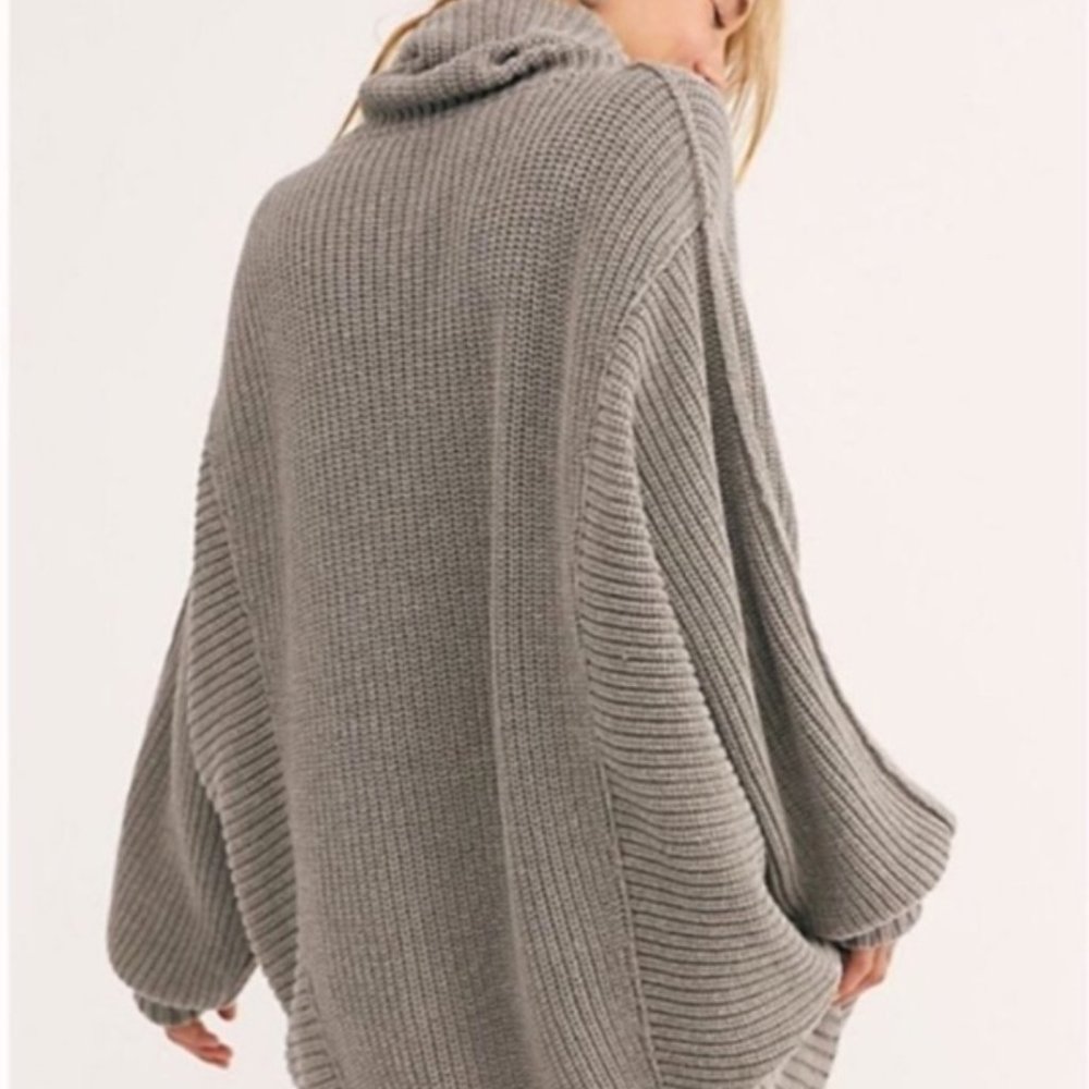 Free People Cocoa Oversized Sweater - Picture 3 of 11